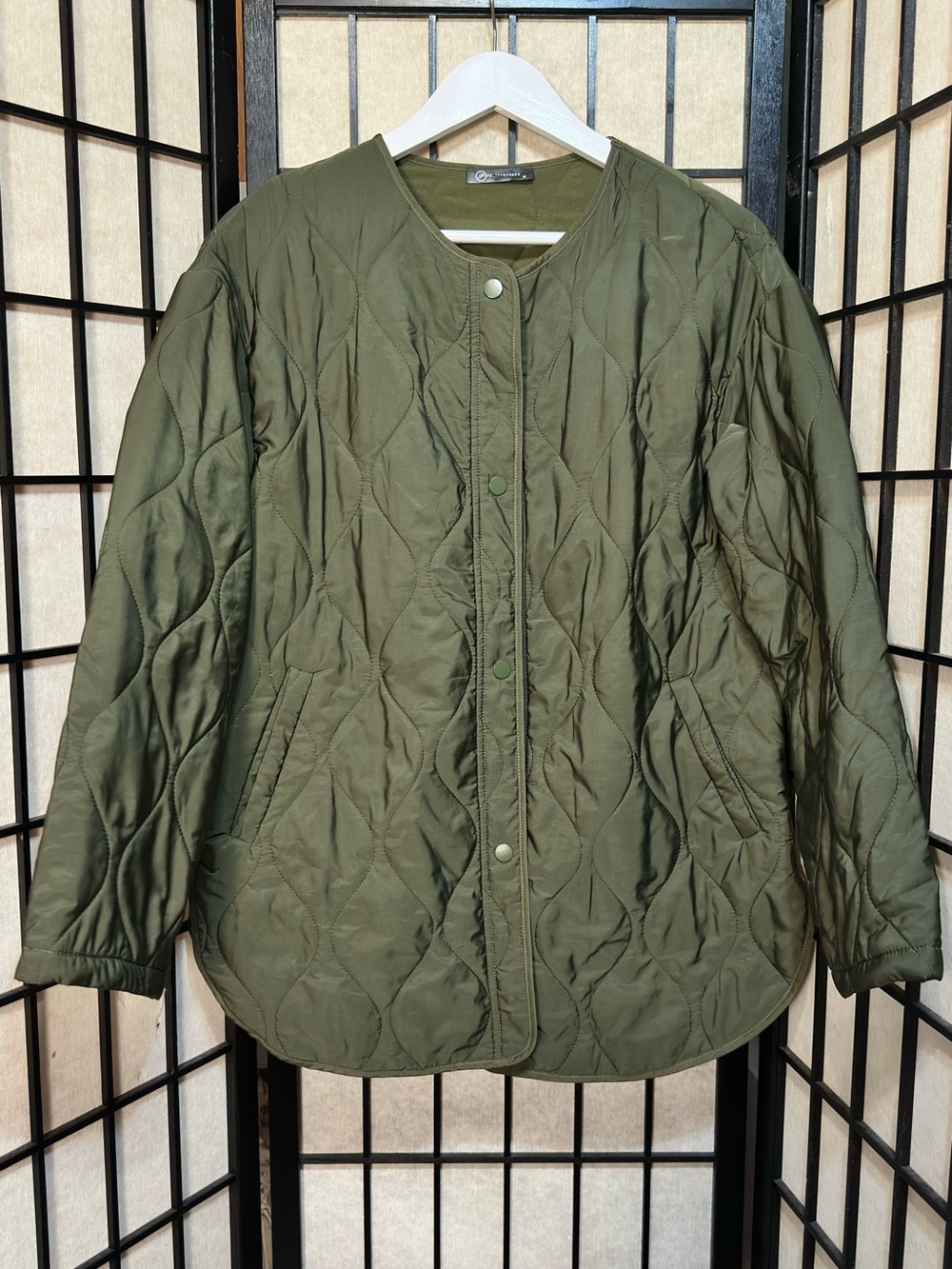 PRETTY GARDEN Olive Green Quilted Jacket